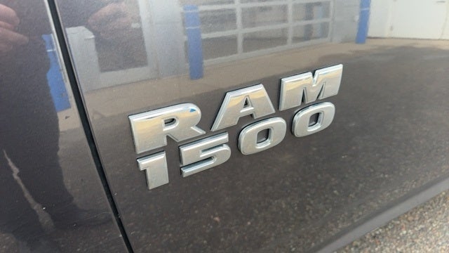 2017 RAM 1500 Express Quad Cab 4x4 6'4' Box
